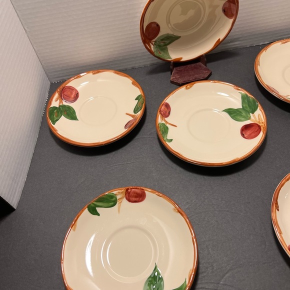 6 Franciscan ware apple pattern vintage saucers - Picture 2 of 7